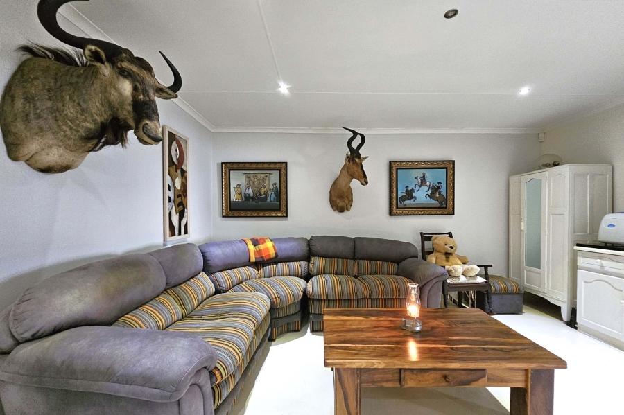 2 Bedroom Property for Sale in Wavecrest Eastern Cape